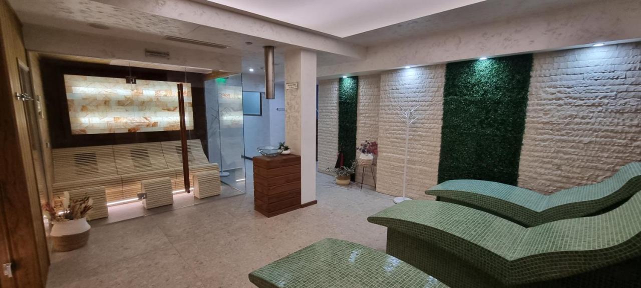 Park Hotel Viasport Gorni Dubnik Luaran gambar