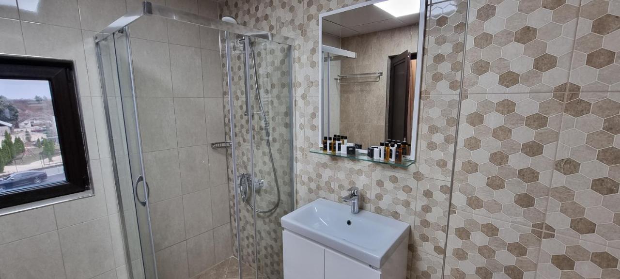 Park Hotel Viasport Gorni Dubnik Luaran gambar