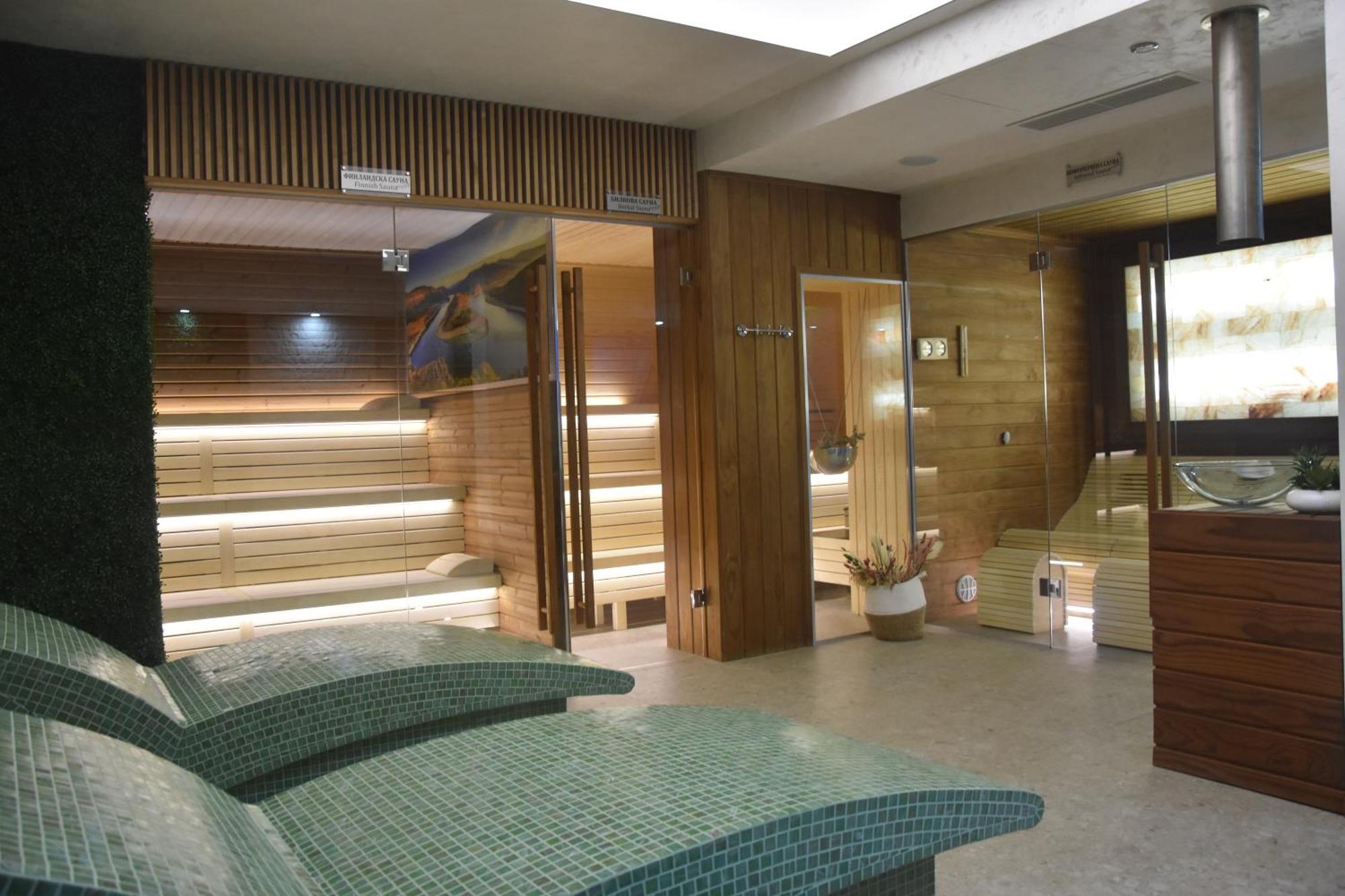 Park Hotel Viasport Gorni Dubnik Luaran gambar